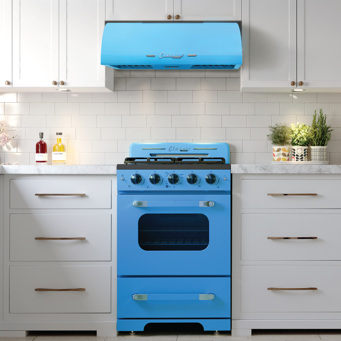 Classic Retro 24" Gas Range and Under Cabinet Range Hood Bundle in Robin Egg Blue - UGP-24CR-RB-2B