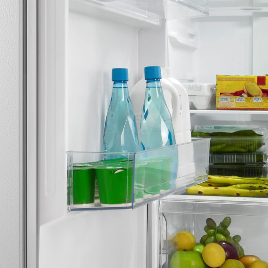 Insignia 28 Inch Top Freezer Refrigerator, White - NS-RTM14WH5-C