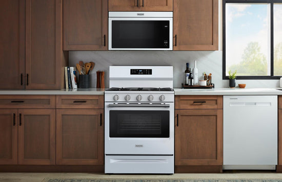 Maytag 5 Cu. Ft. Convection Gas Range with No Preheat Air Fry, White - MFGS6030RW