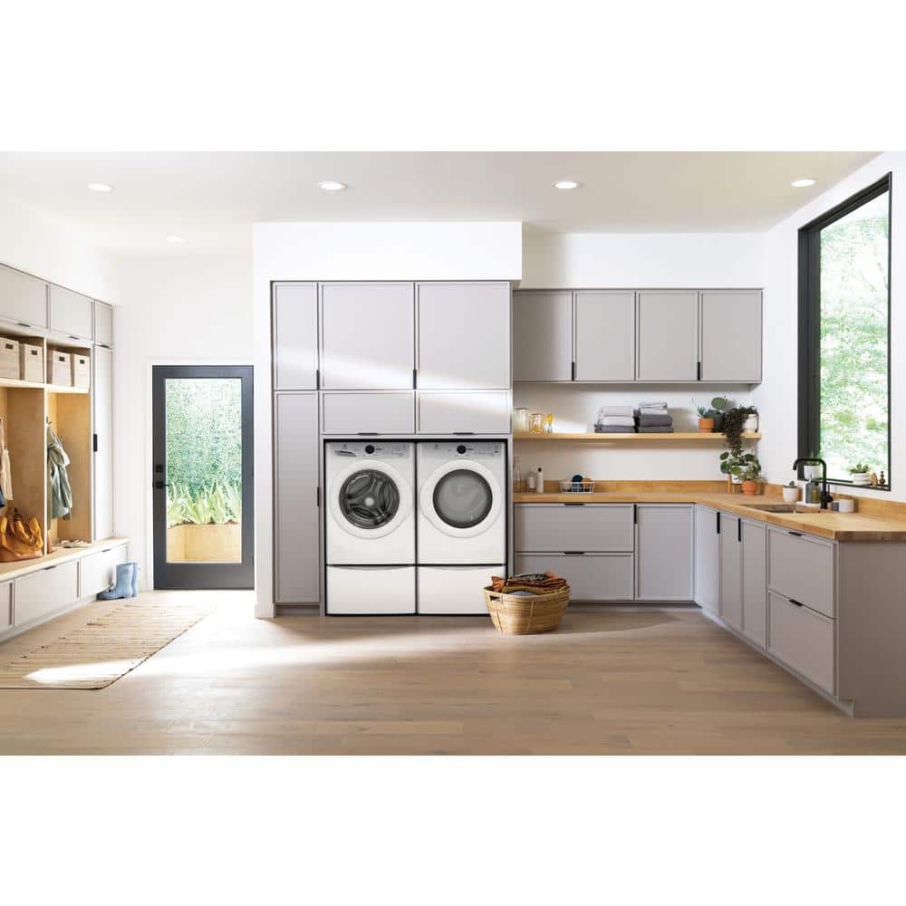 Electrolux 4.4 cu. ft. Front Load Washer with LuxCare - ELFW7337AW