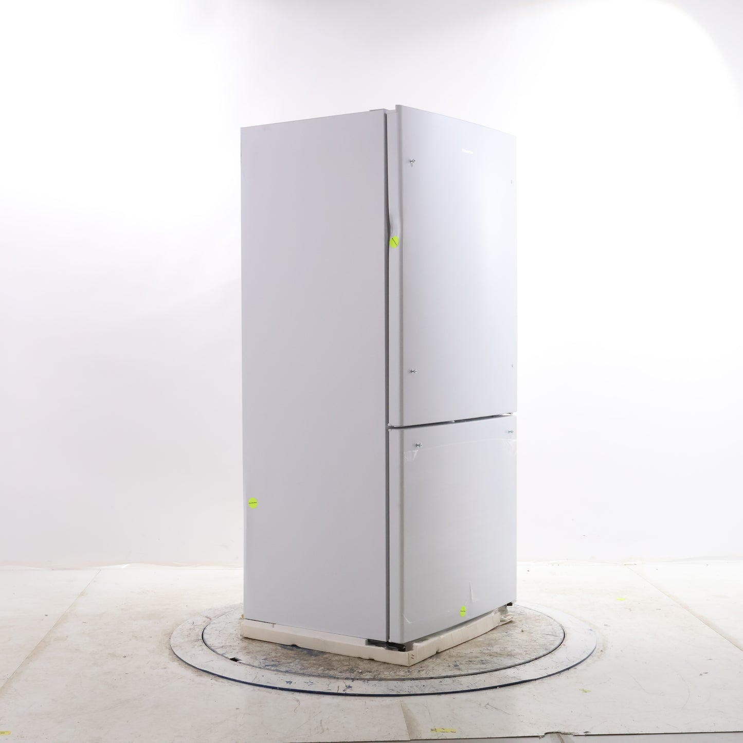 HISENSE BOTTOM FREEZER REFRIGERATOR, WHITE - RB17ND6WE