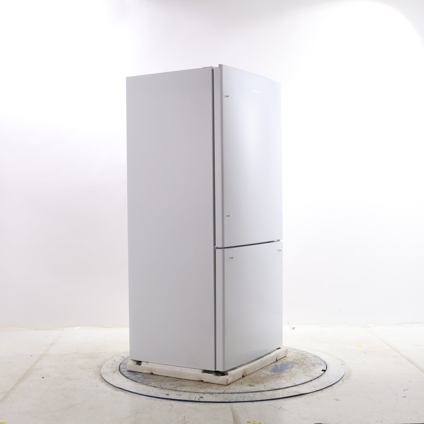 HISENSE BOTTOM FREEZER REFRIGERATOR, WHITE - RB17ND6WE