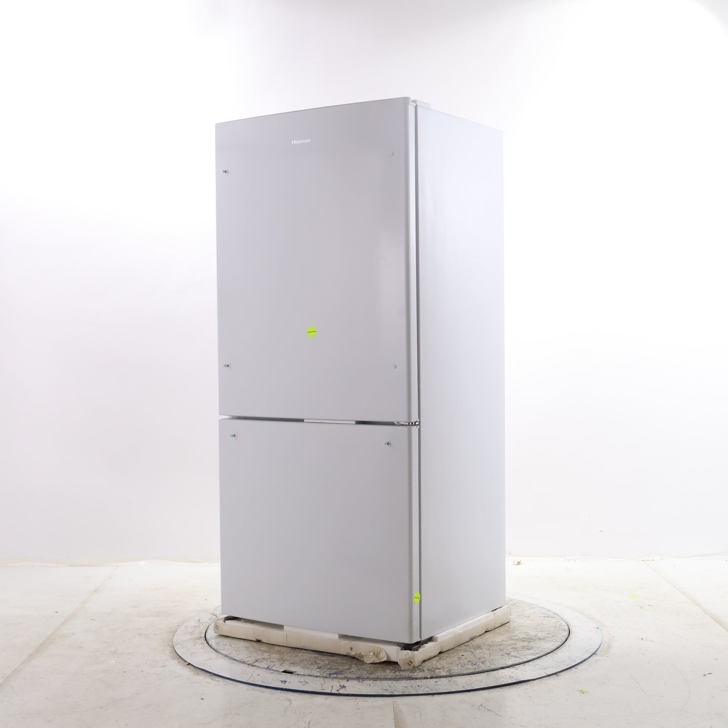 HISENSE BOTTOM FREEZER REFRIGERATOR, WHITE - RB17ND6WE