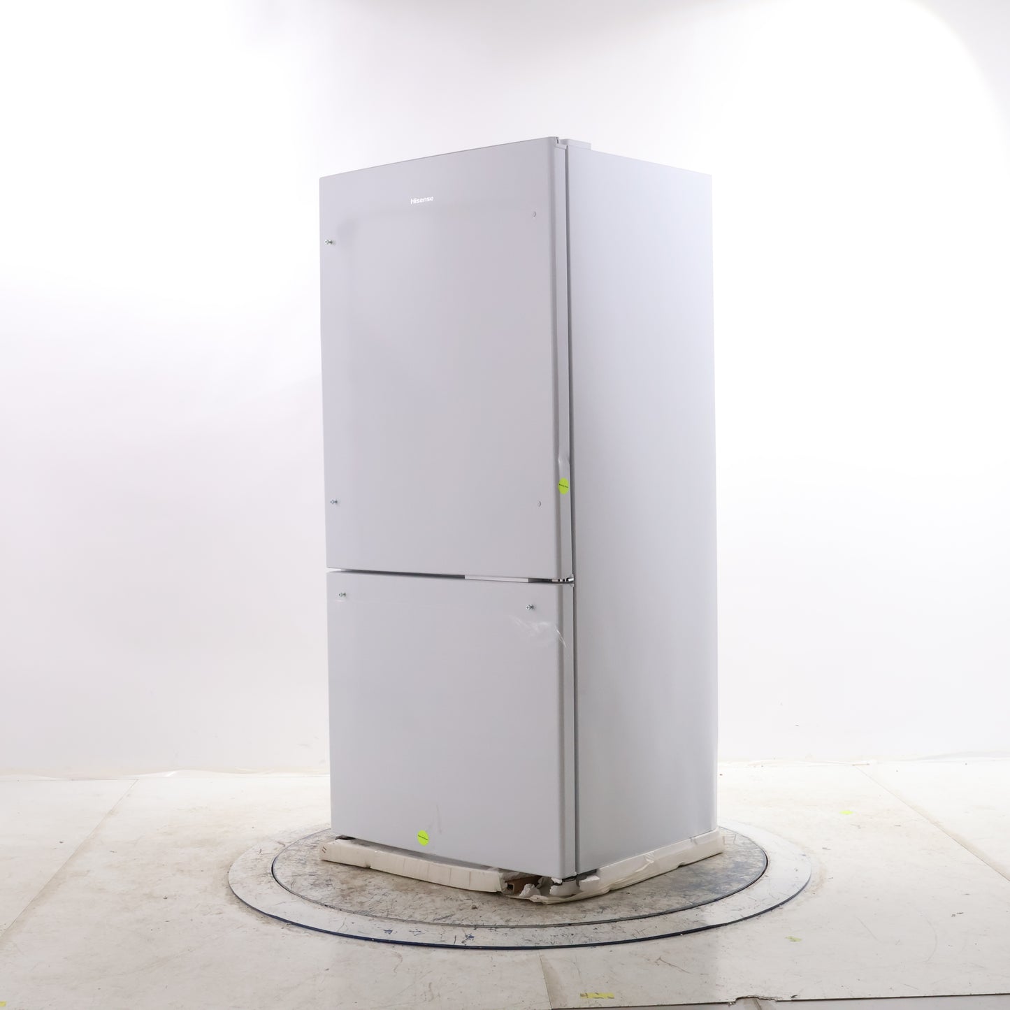 HISENSE BOTTOM FREEZER REFRIGERATOR, WHITE - RB17ND6WE