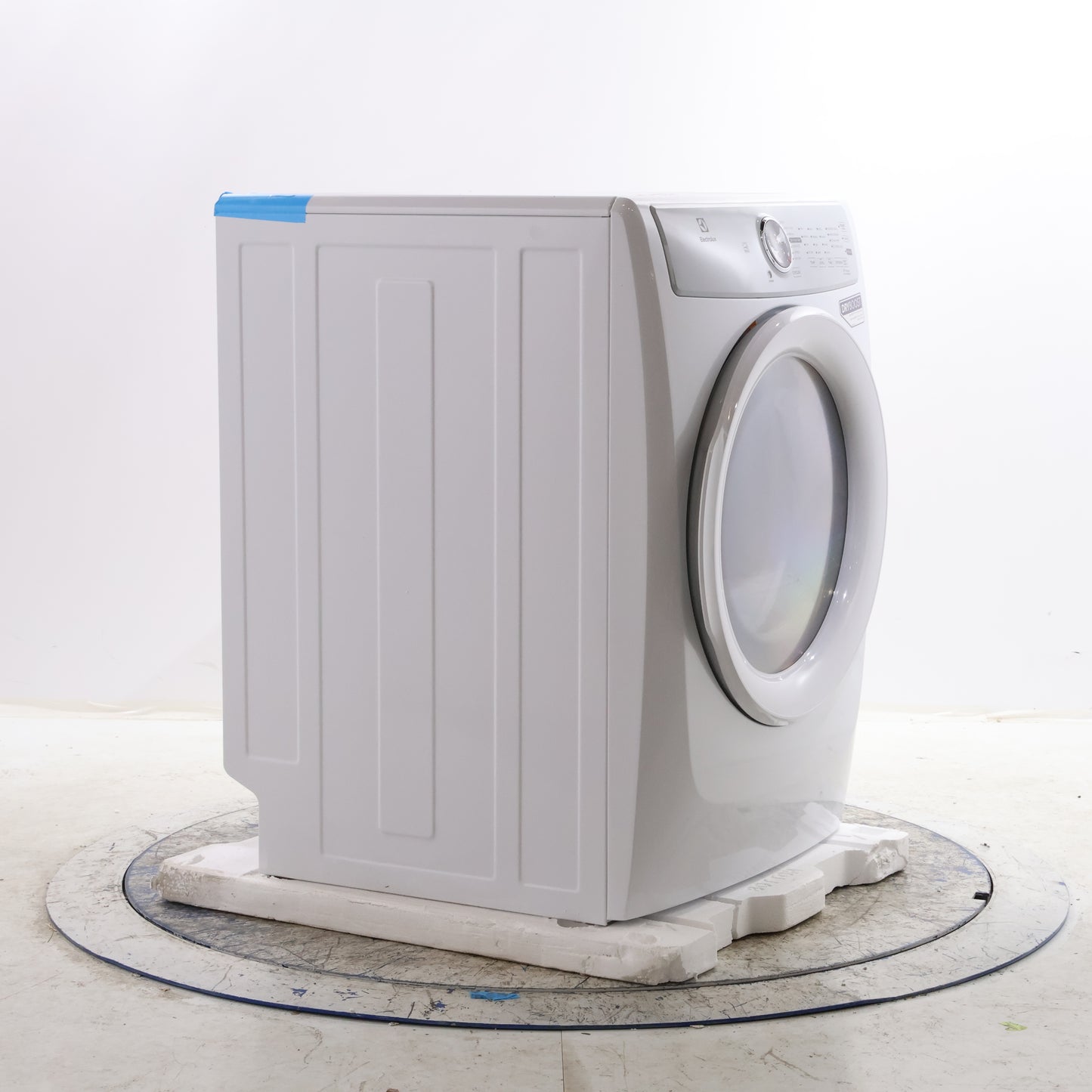 ELECTROLUX 8.0 CU FT. WHITE ELECTRIC FRONT LOAD DRYER - ELFE733CAW