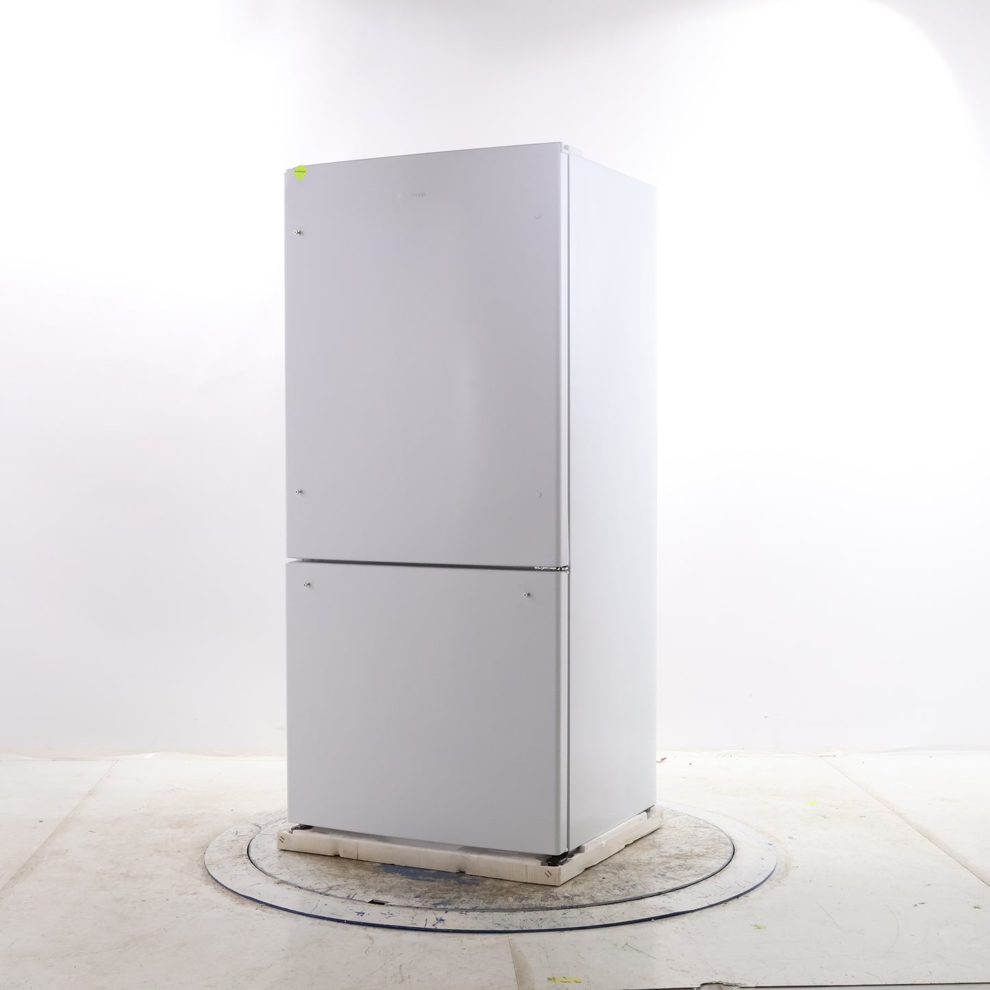 HISENSE BOTTOM FREEZER REFRIGERATOR, WHITE - RB17ND6WE