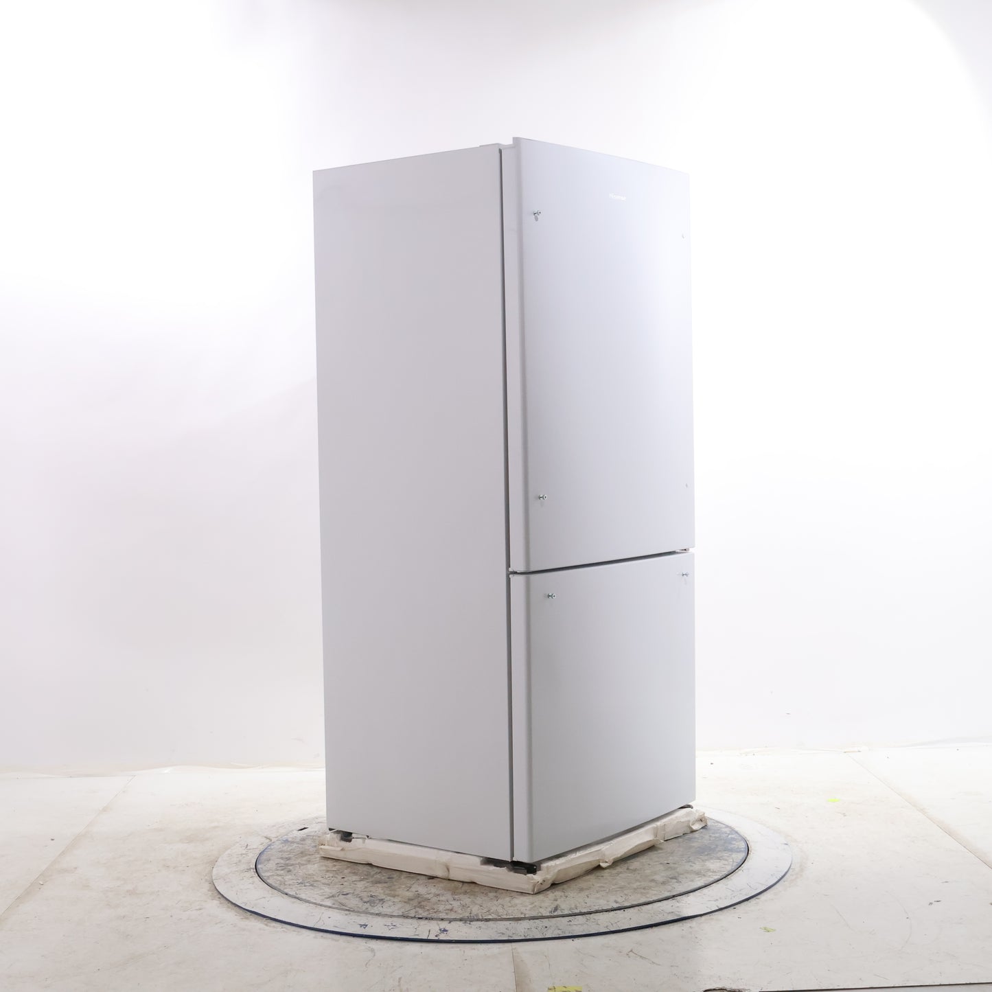 HISENSE BOTTOM FREEZER REFRIGERATOR, WHITE - RB17ND6WE