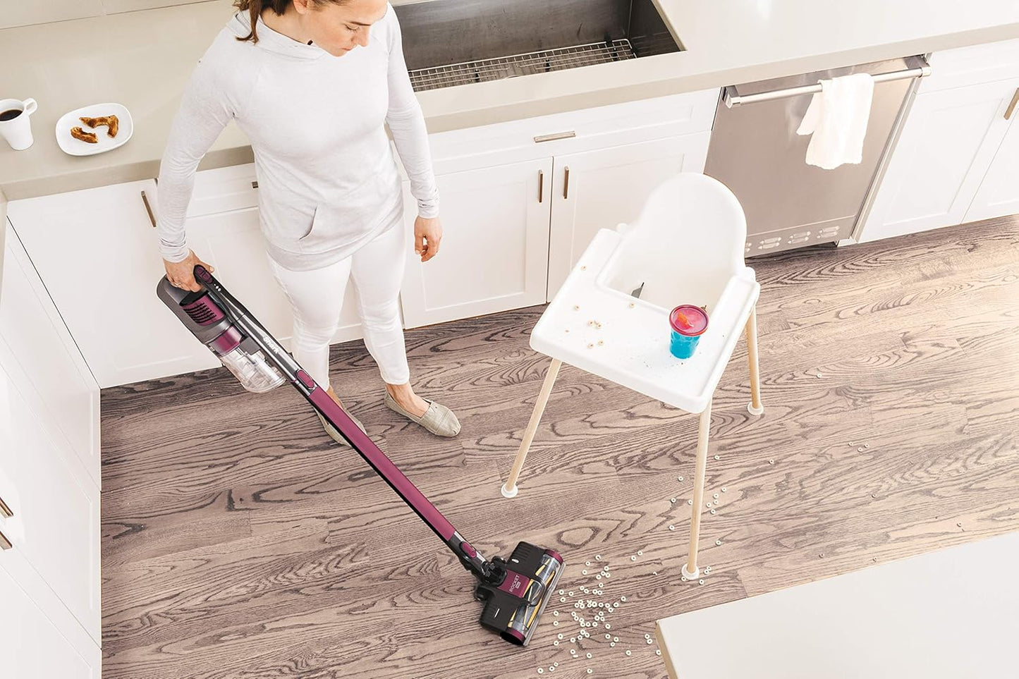 Shark IZ162HC Shark Rocket Pet Pro Cordless Stick Vacuum in Magenta - IZ162CCO