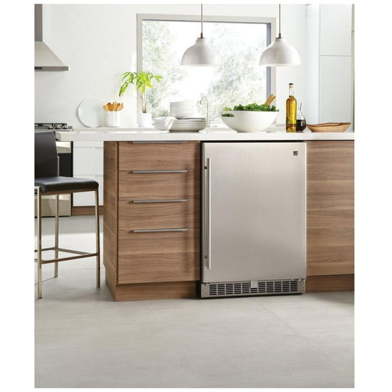 Silhouette 24 Inch Built-In Compact Refrigerator - DAR055D1BSSPR-SD