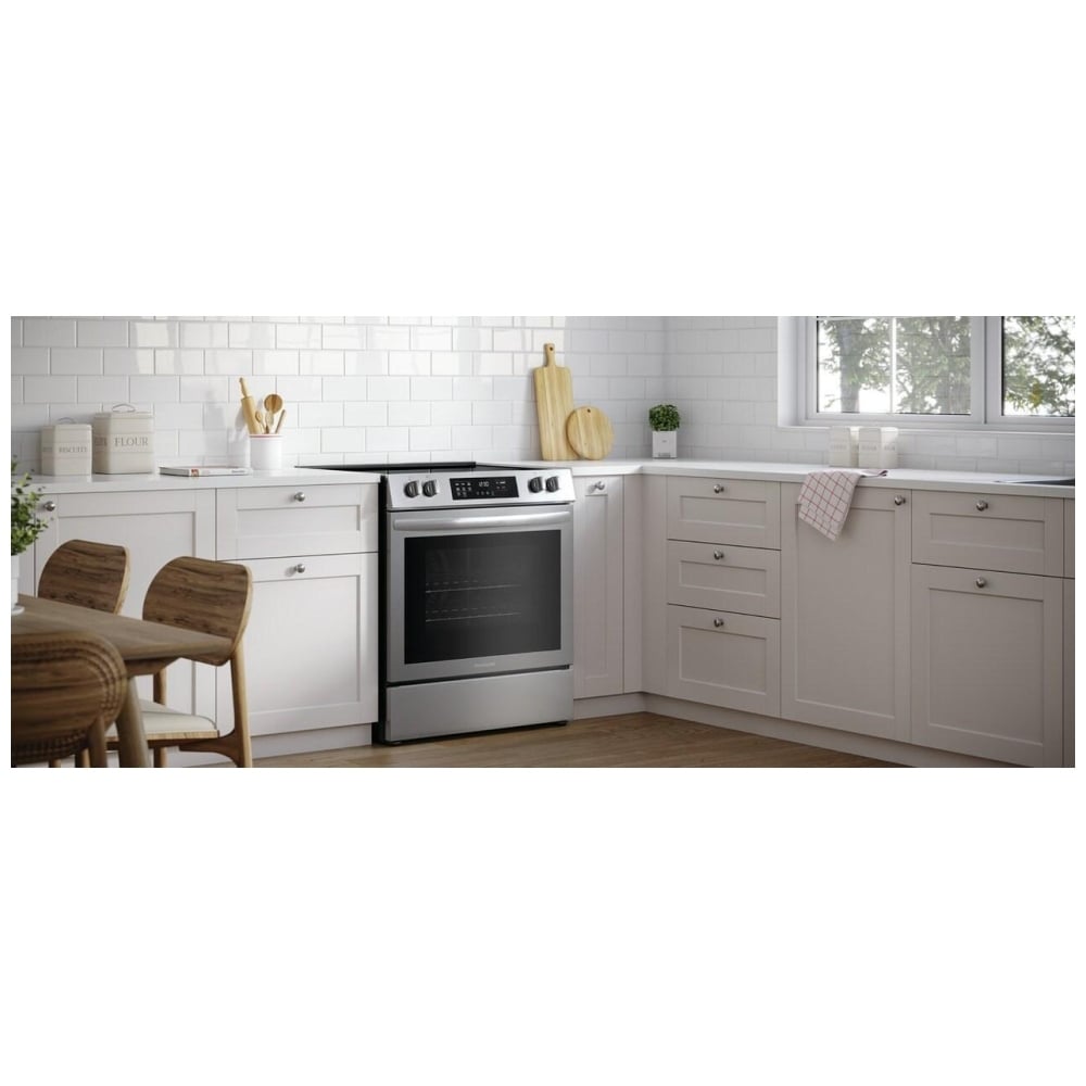 FRIGIDAIRE 30 IN 5.3 CU FT. STAINLESS STEEL ELECTRIC FREESTANDING RANGE WITH CONVECTION BAKE - FCFE308CAS