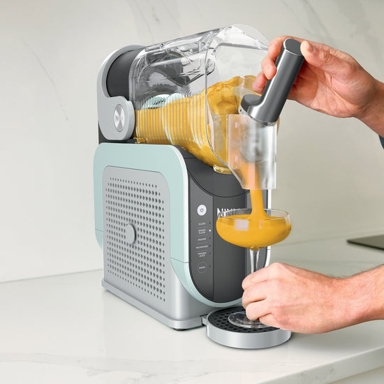 Ninja SLUSHi Professional Frozen Drink Maker - FS305CCO