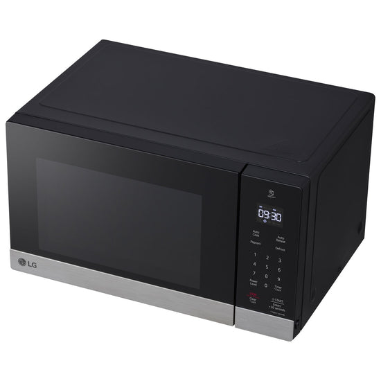 LG 0.9 cu. ft. Countertop Microwave with Glass Touch, Stainless Steel - MSER0990S