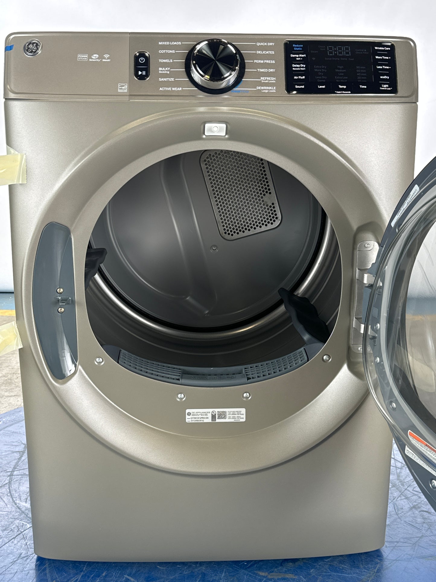 GE 7.8 cu. ft. Capacity, 10.1 kg (IEC) Dryer with Built-In Wifi Satin Nickel - GFD65ESMNSN