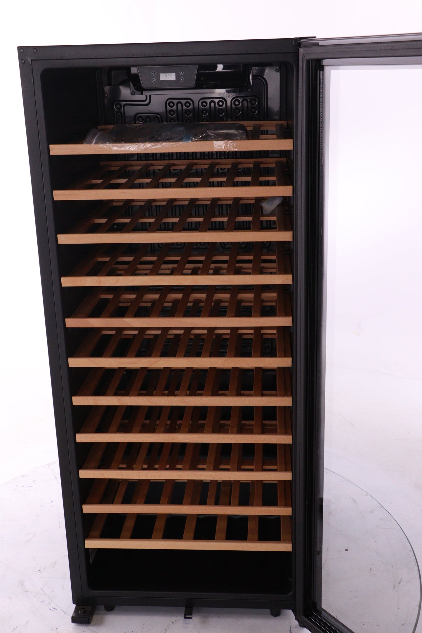 Danby 94 Bottle Free-Standing Wine Cooler in Black - DWC94L1B - REFURBISHED (See Features)