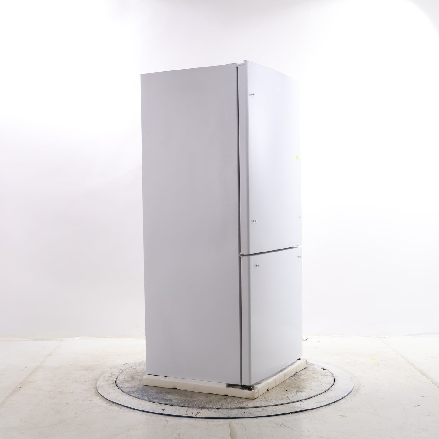 HISENSE BOTTOM FREEZER REFRIGERATOR, WHITE - RB17ND6WE