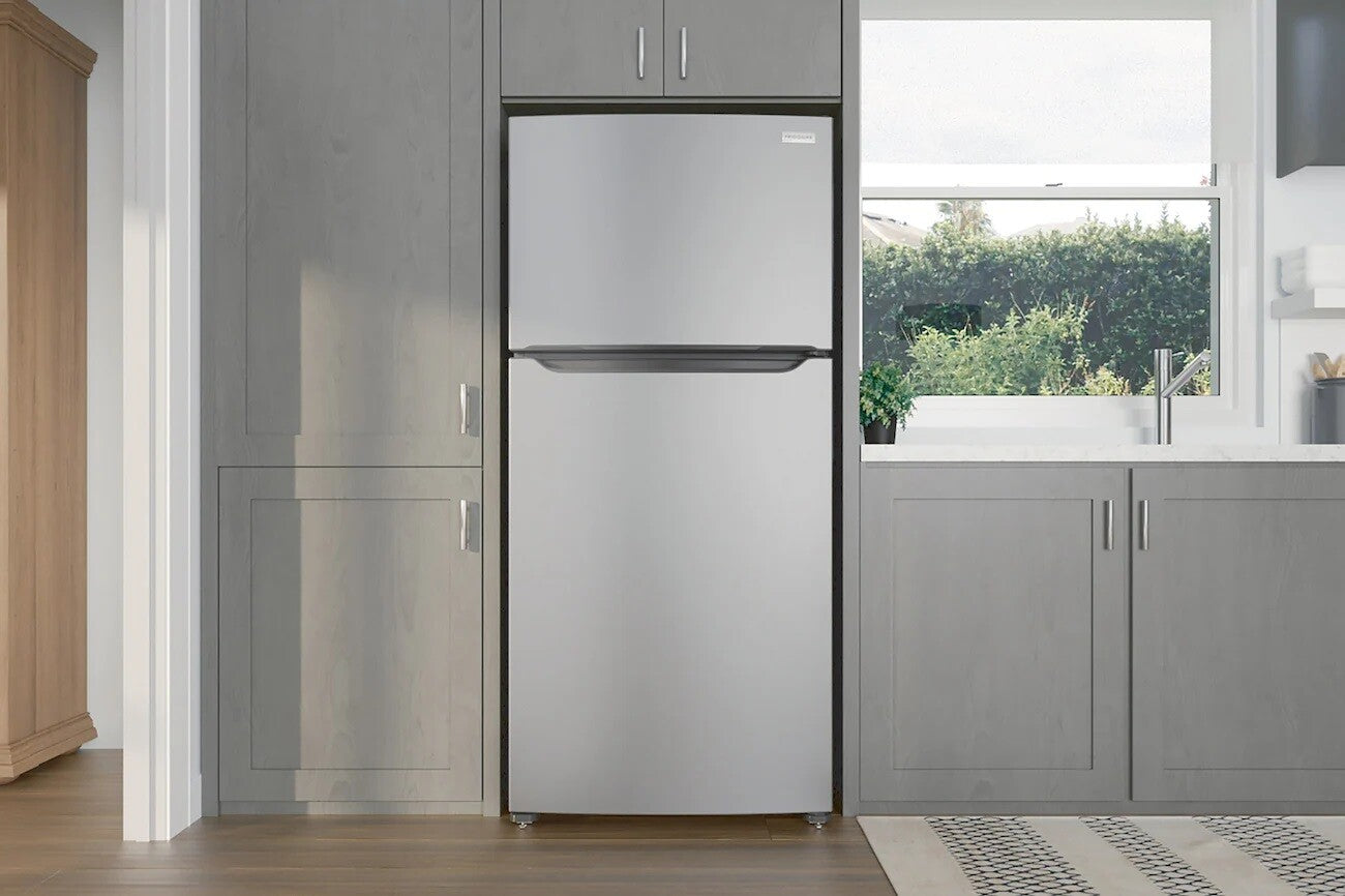 Frigidaire 30 Inch Freestanding Top Freezer Refrigerator with 20.0 cu. ft. Capacity - FFTR2045VS