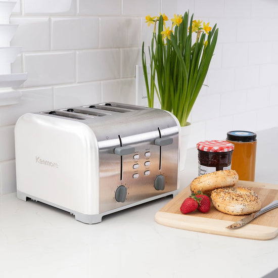 Kenmore 4-Slice Toaster with Dual Controls, White - KKTSDC4White