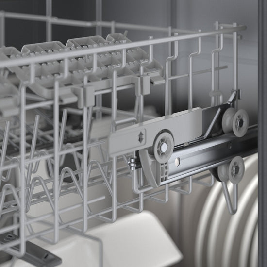 Bosch 500 Series Smart Dishwasher with PureDry and Third Rack - SHP55CM5N